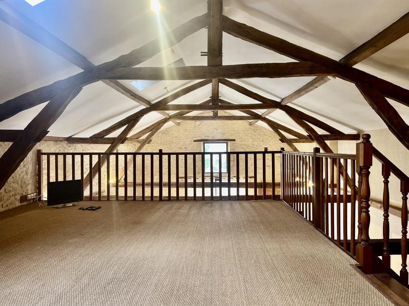 Maison traditionnelle - 150 m² - 4 pièces