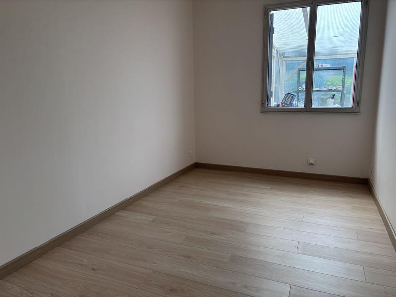 Maison - 122 m² - 7 pièces