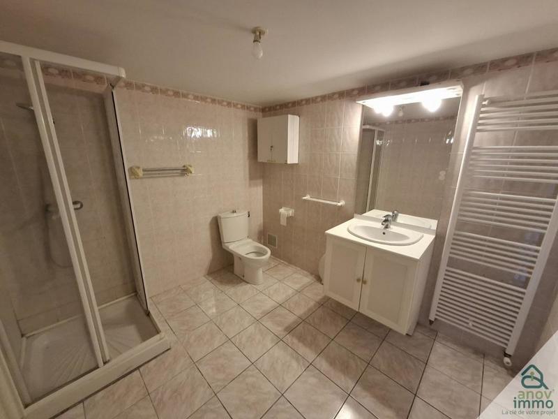 Maison - 262 m² - 9 pièces