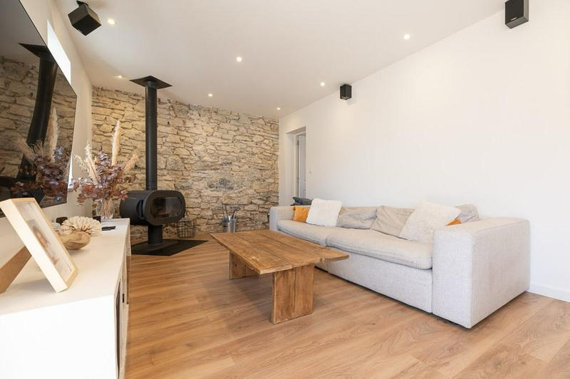 Maison - 96 m² - 4 pièces