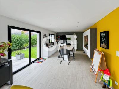 Maison - 135 m² - 4 pièces