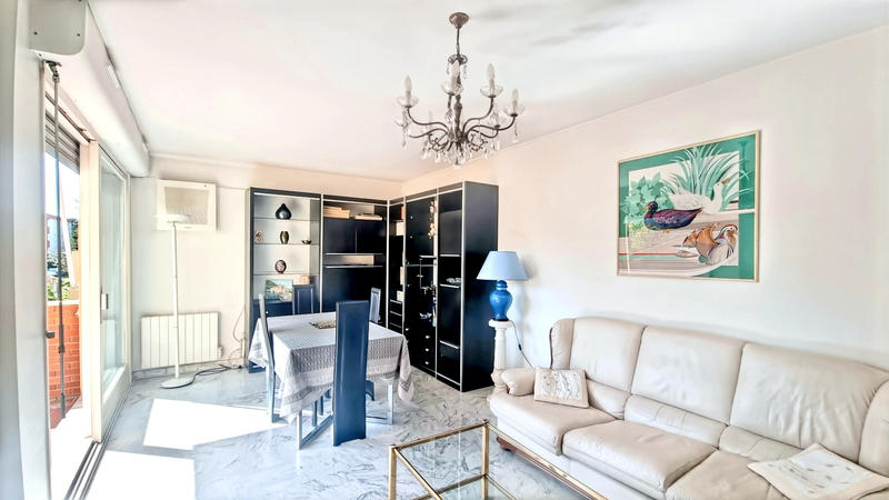 Appartement - 89 m² - 4 pièces