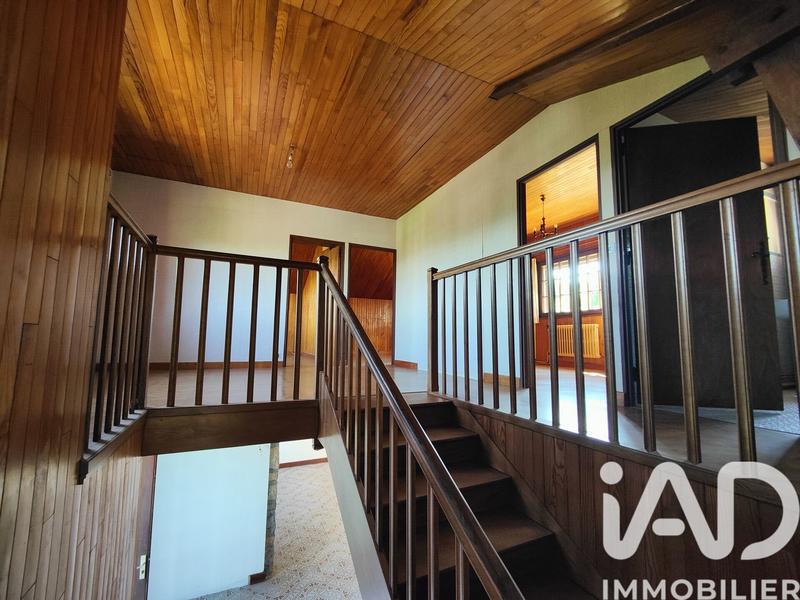 Maison - 121 m² - 6 pièces