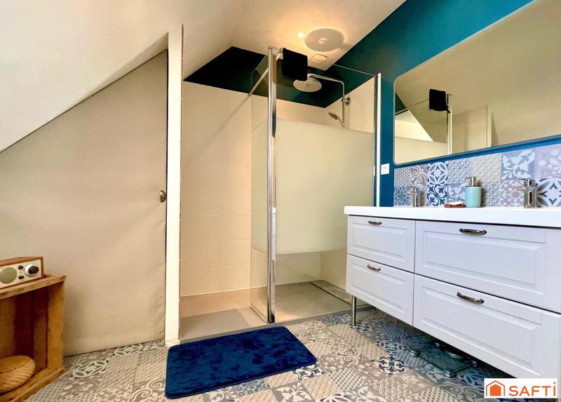 Maison - 189 m² - 8 pièces