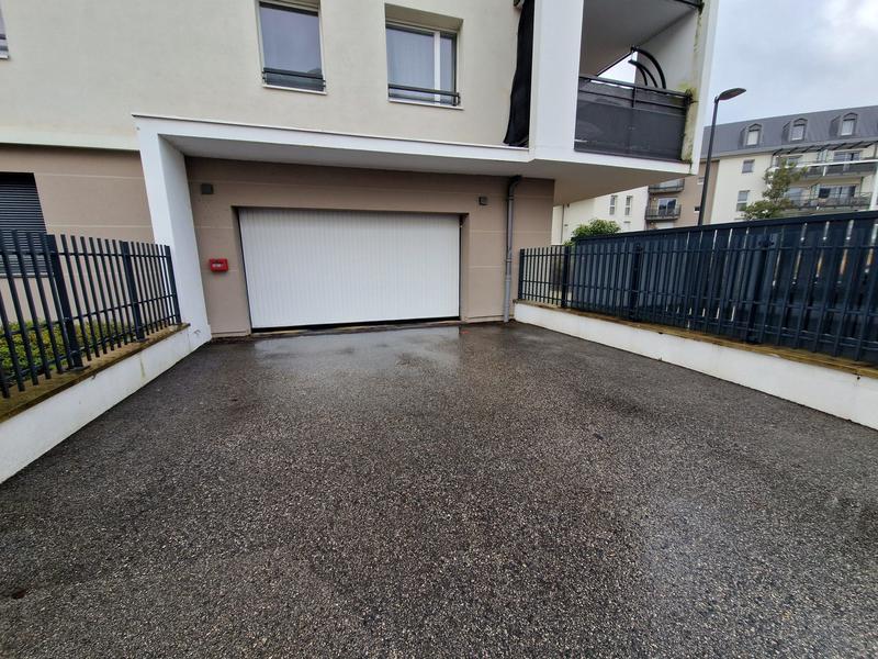 Parking / Garage - 16 m²