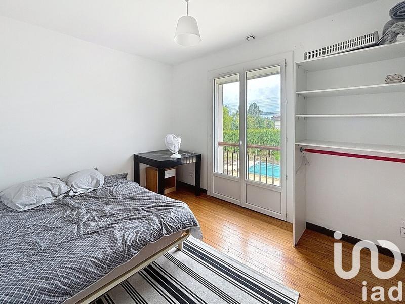 Maison - 205 m² - 6 pièces