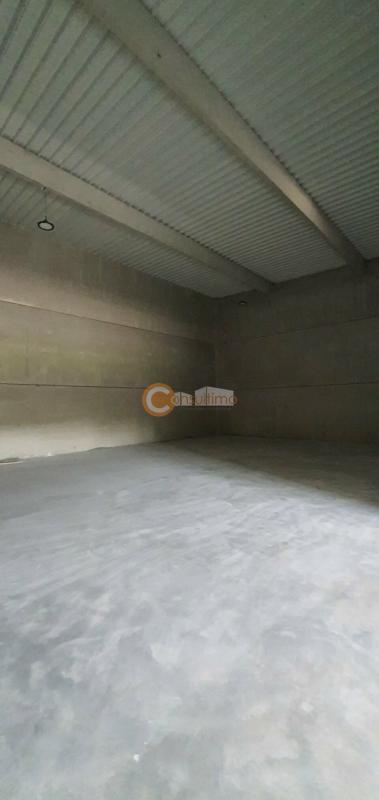 Local d'activité / Entrepôt - 224 m²