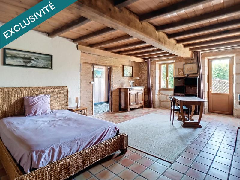 Maison - 345 m² - 15 pièces