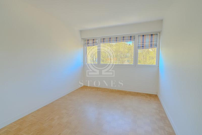 Appartement - 92 m² - 4 pièces