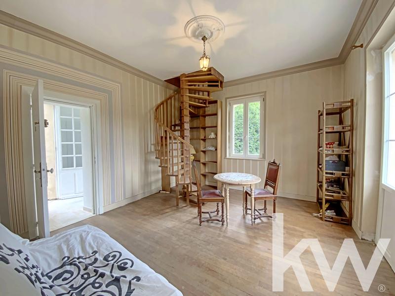 Manoir - 172 m² - 11 pièces