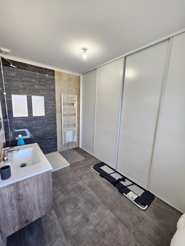 Maison - 142 m² - 6 pièces