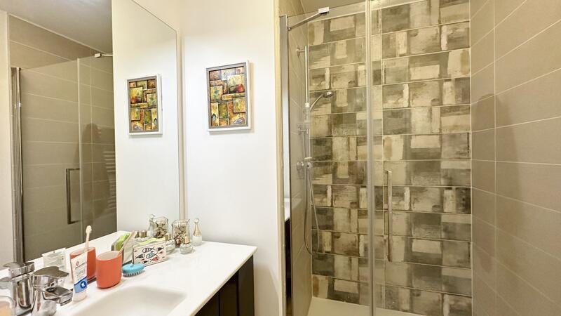 Appartement sur toit - 92 m² - 4 pièces