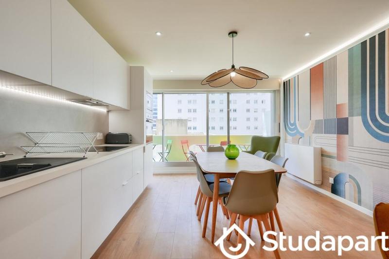 Chambre - 10 m² - 1 pièce