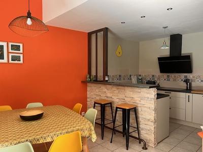 Maison - 111 m² - 4 pièces