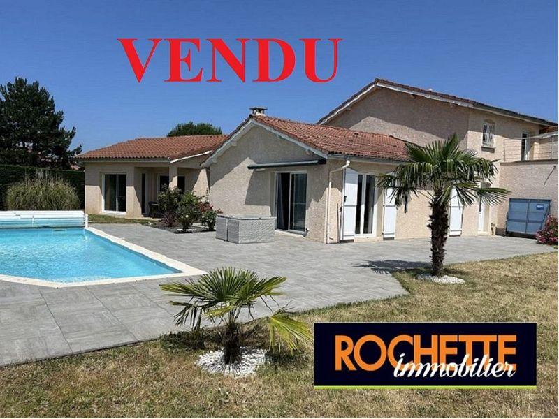 Maison traditionnelle - 194 m² - 7 pièces