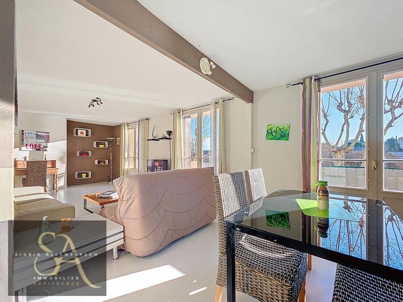 Appartement - 98 m² - 4 pièces