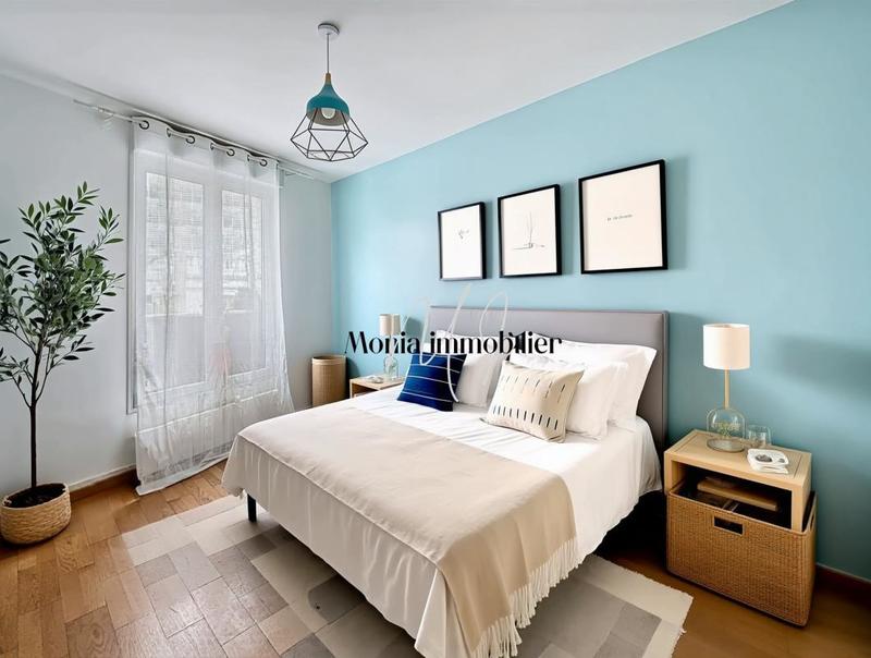 Pavillon - 160 m² - 7 pièces