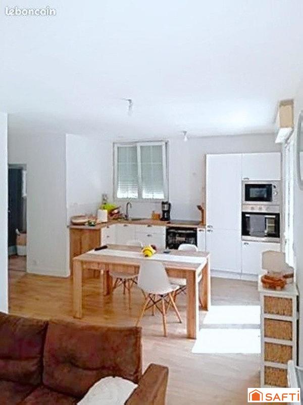 Maison - 85 m² - 3 pièces