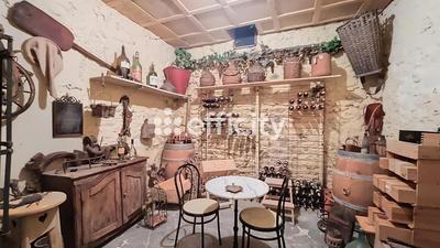 Immeuble - 196 m² - 10 pièces