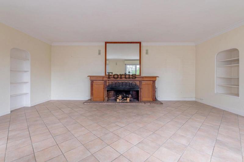 Demeure - 297 m² - 8 pièces