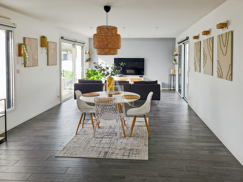 Maison - 92 m² - 5 pièces