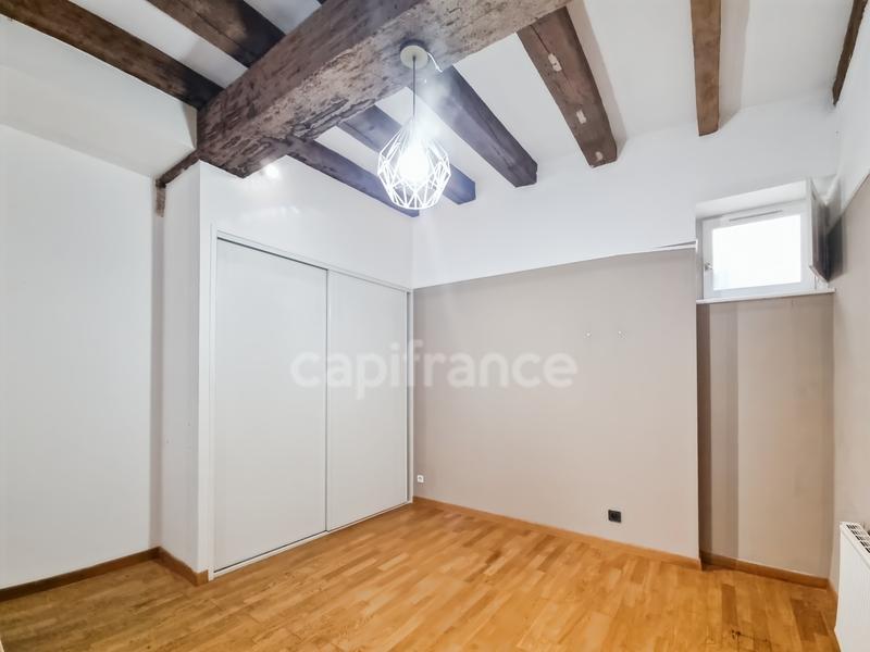 Appartement - 111 m² - 6 pièces