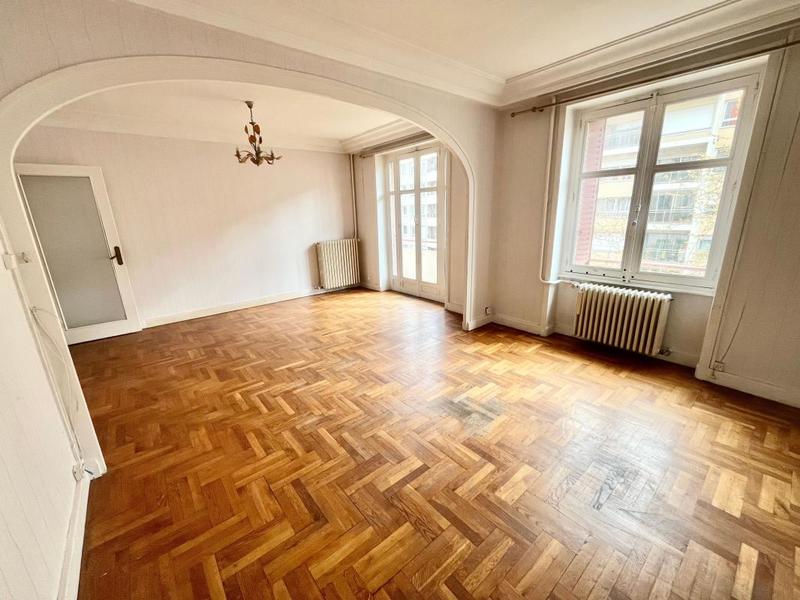 Appartement - 75 m² - 3 pièces