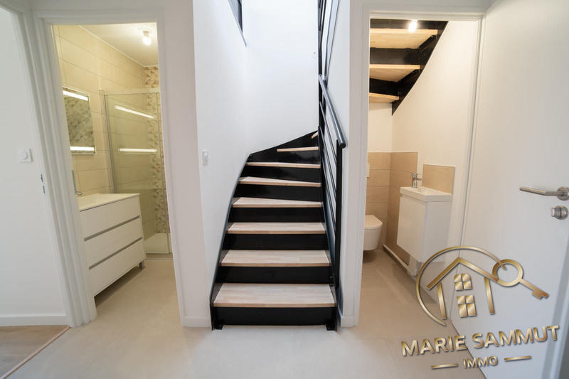 Duplex - 94 m² - 4 pièces