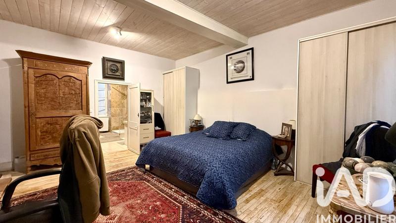 Maison - 251 m² - 8 pièces