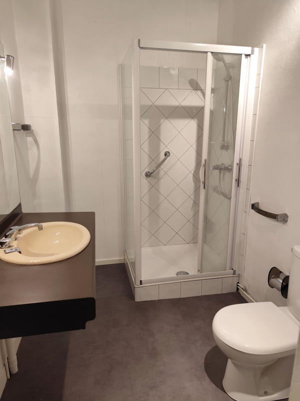 Appartement - 70 m² - 2 pièces