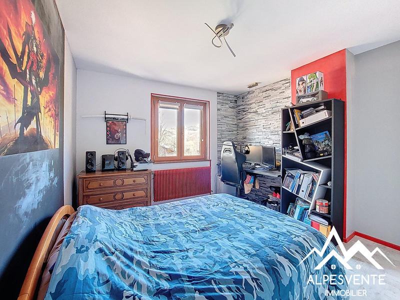 Maison - 100 m² - 4 pièces