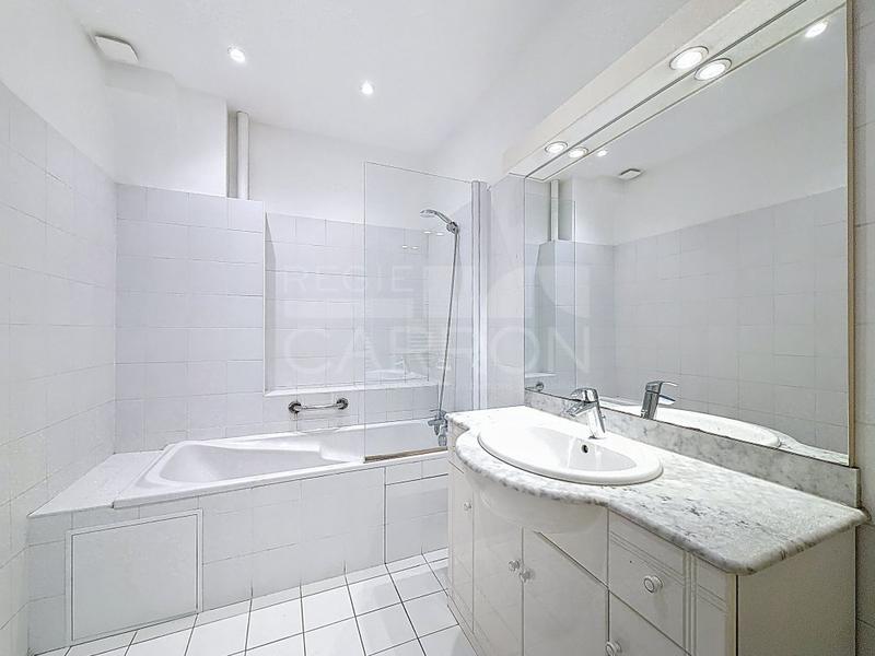 Appartement - 74 m² - 3 pièces