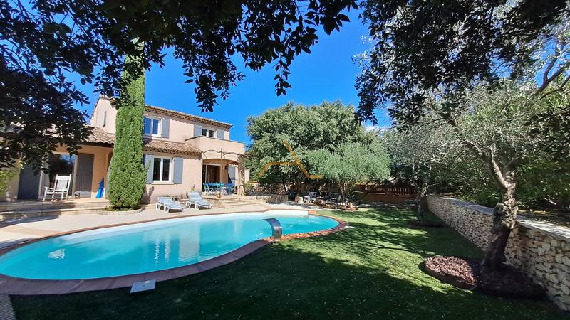 Villa - 130 m² - 4 pièces