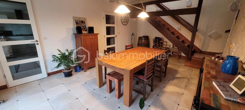 Corps de ferme - 175 m² - 8 pièces