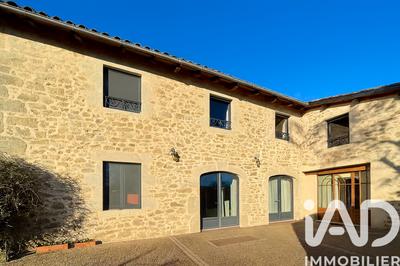 Maison de village - 262 m² - 9 pièces