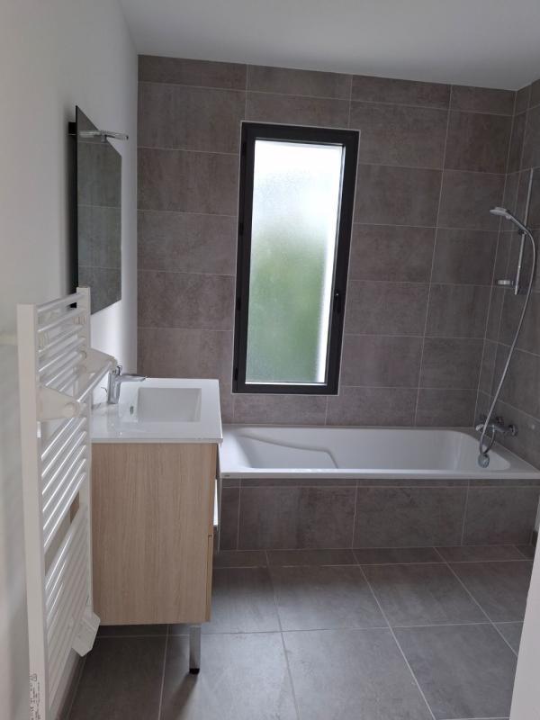 Maison - 98 m² - 4 pièces