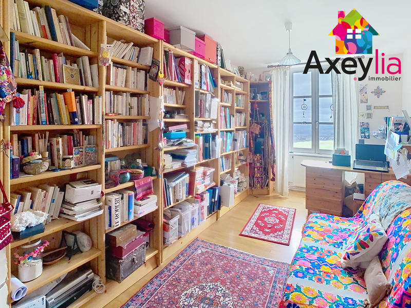 Maison - 288 m² - 10 pièces