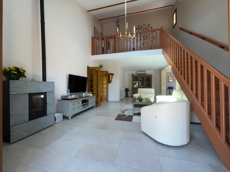 Villa - 160 m² - 7 pièces