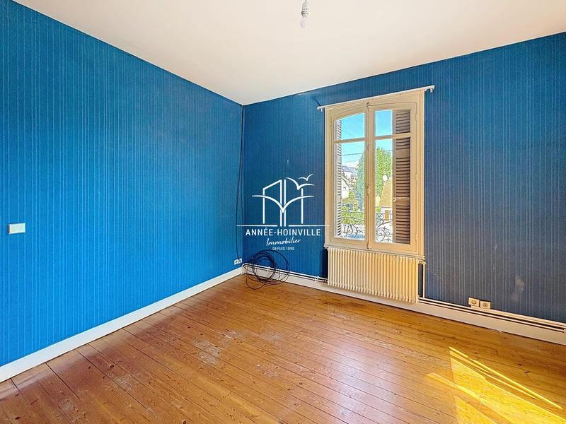 Maison - 105 m² - 5 pièces