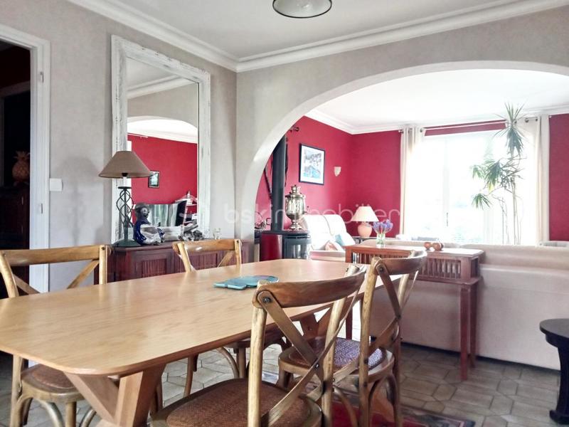 Maison chambre d'hôtes - 176 m² - 9 pièces