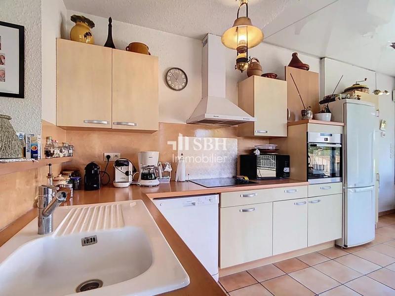 Appartement - 81 m² - 3 pièces