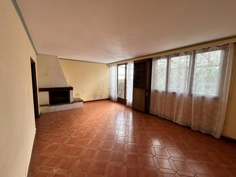 Maison - 104 m² - 6 pièces