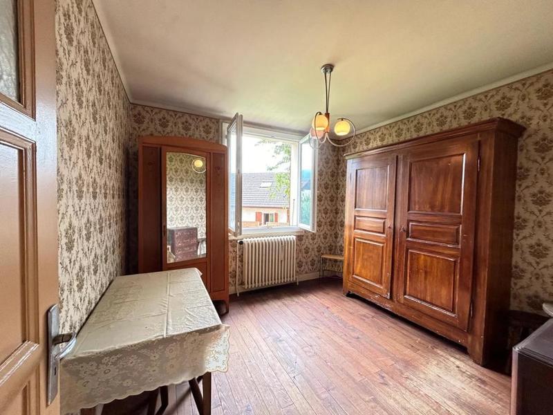 Maison - 181 m² - 8 pièces