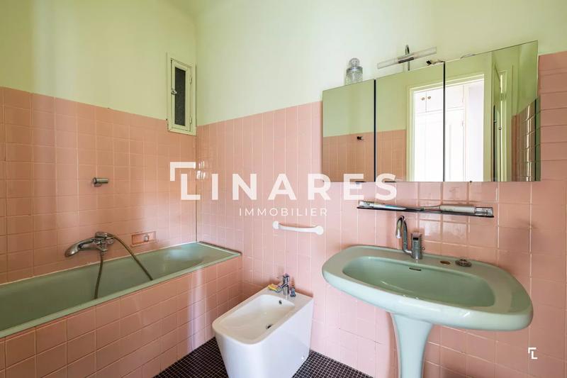 Appartement - 95 m² - 4 pièces