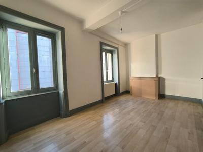 Appartement - 81 m² - 3 pièces