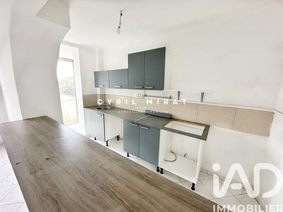 Appartement - 64 m² - 4 pièces