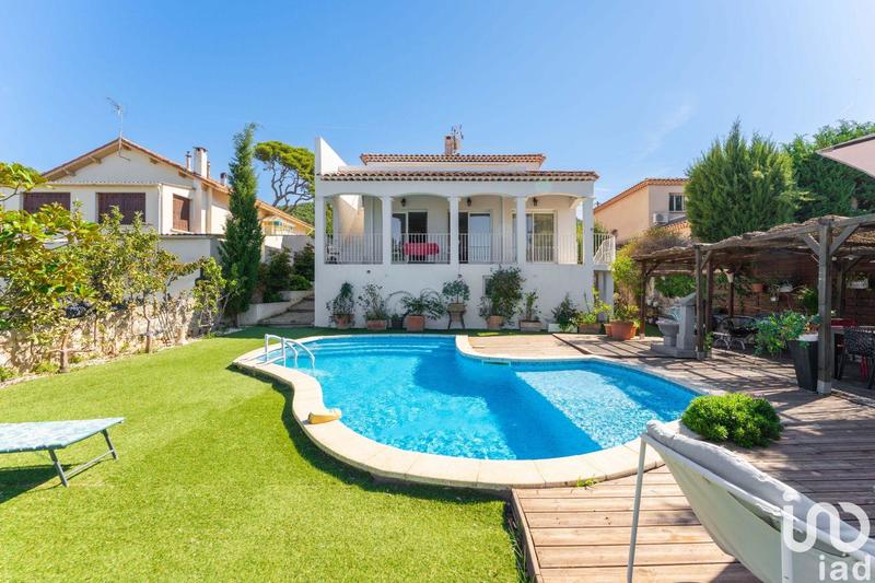 Maison - 174 m² - 6 pièces