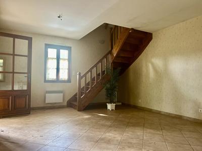 Maison traditionnelle - 70 m² - 4 pièces