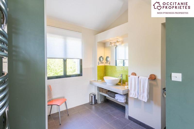 Maison de maîtres - 900 m² - 26 pièces