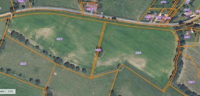 Terrain - 71 690 m²